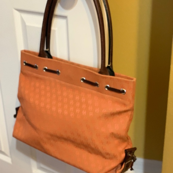 Gorgeous Dooney and Bourke signature canvas 💼 large sachel bag - Picture 3 of 5